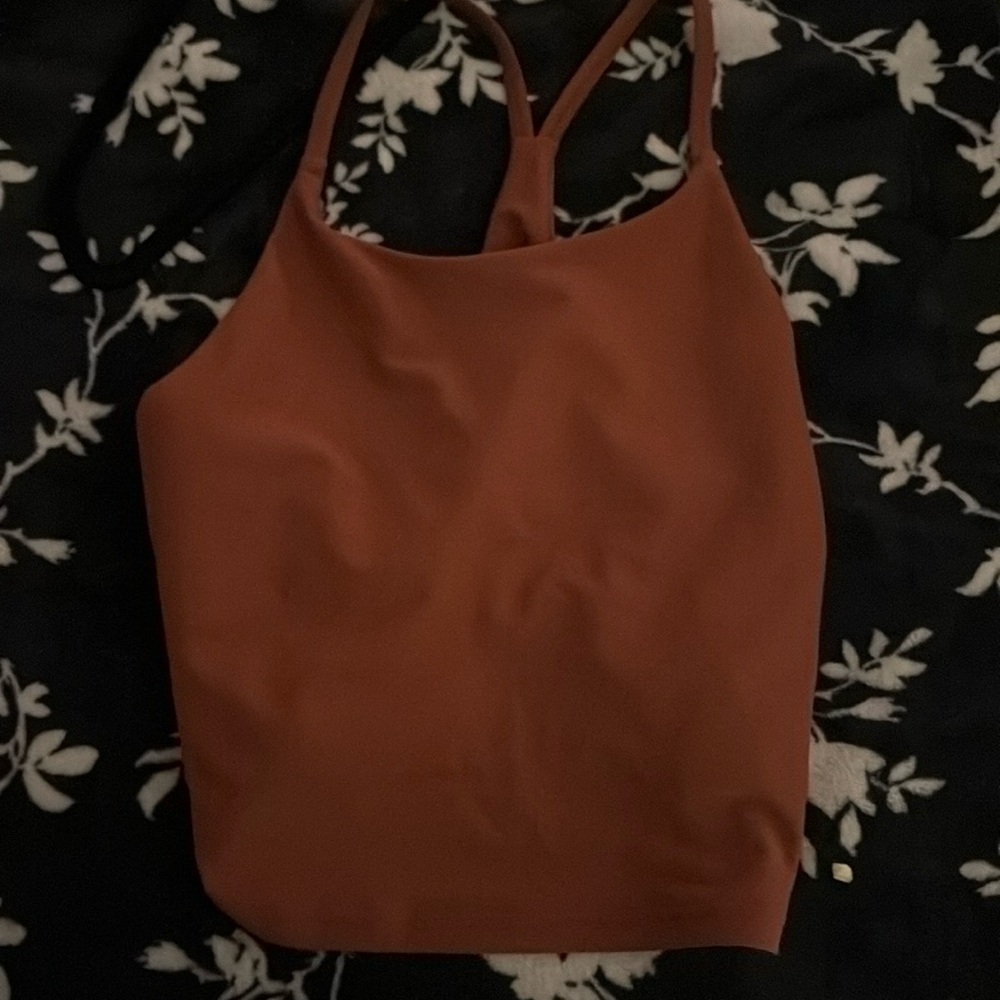 Workout tank top